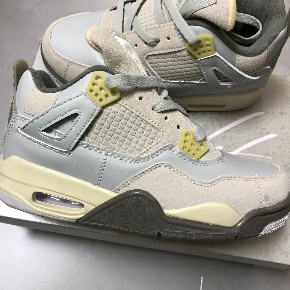 Air Jordan 4  Man's size9  aj4